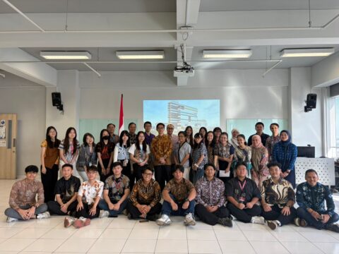 Peringatan Hari Pendidikan Nasional di Binus @Bandung