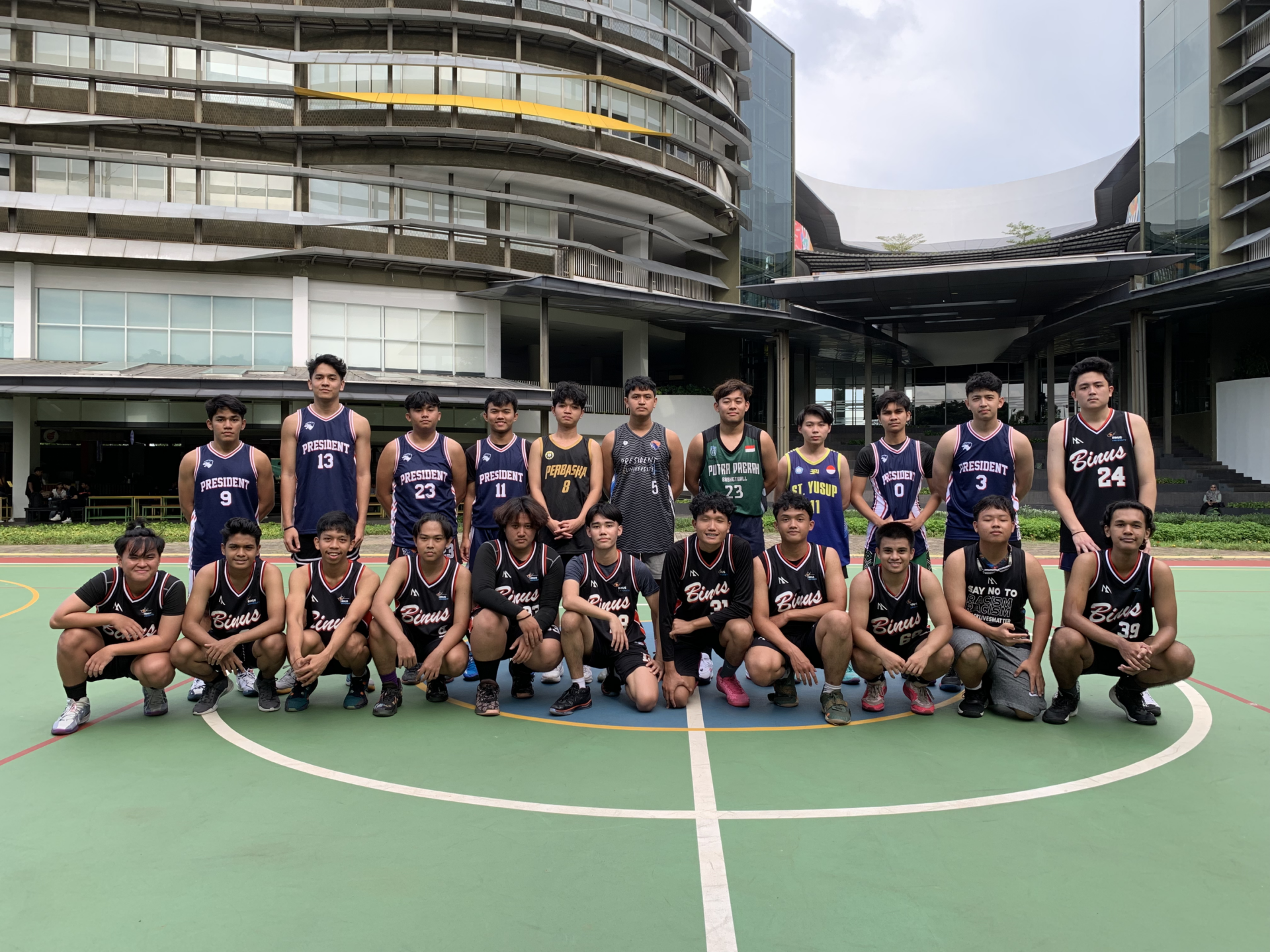 Sparing Basket with President University