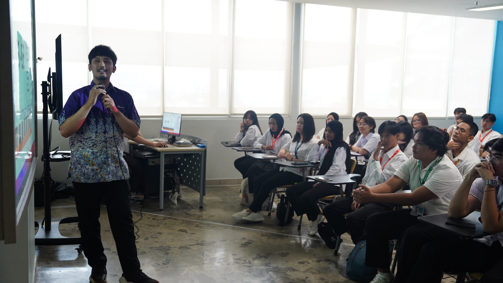 Curriculum Session – New Student and Transition (NEXT) FYP B2029 Binus @Bekasi
