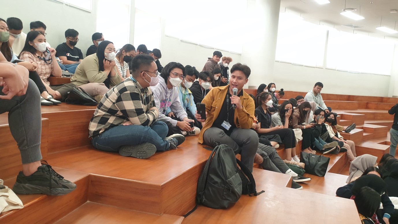 Talkshow dan Temu Jurusan Management BINUS Bekasi Student