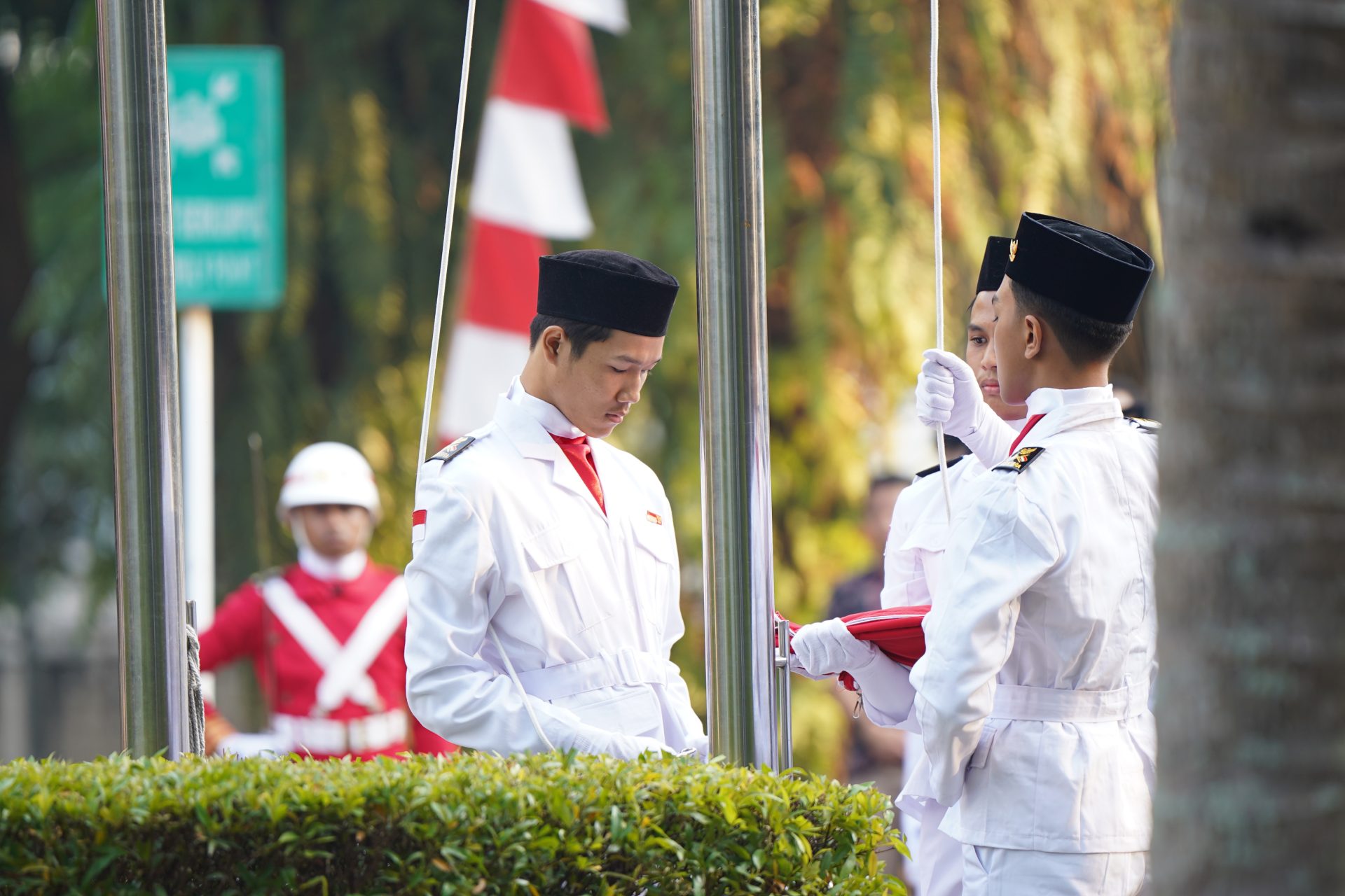 Upacara 17 Agustus Dan Appreciation Day 2023 Di BINUS University @Alam ...